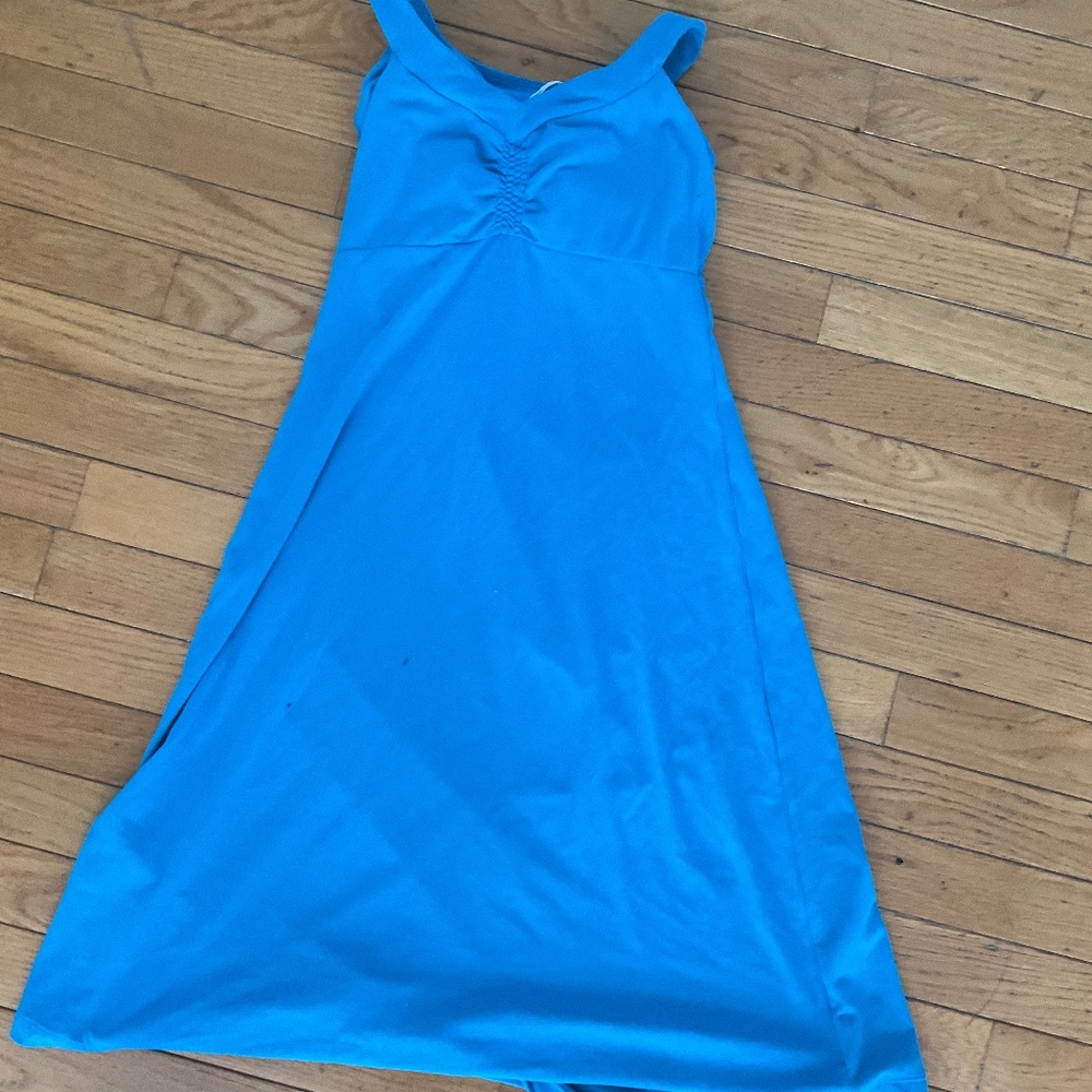 Prana Dress, Blue with ruched details. Great condition, size small